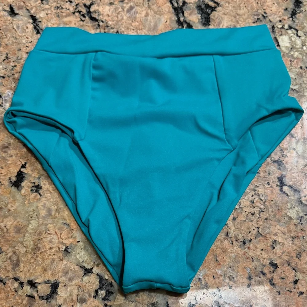NWOT Vitamin A Teal High-Waisted Bikini Bottoms small